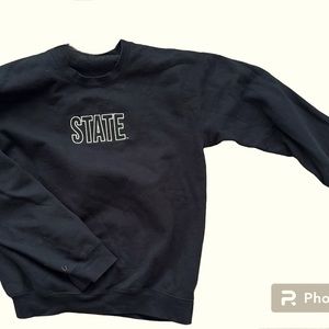 Black sweatshirt “State” small